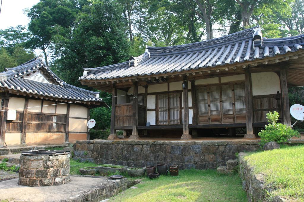 Jinrae Lee'S Traditional House Boseong Exterior foto